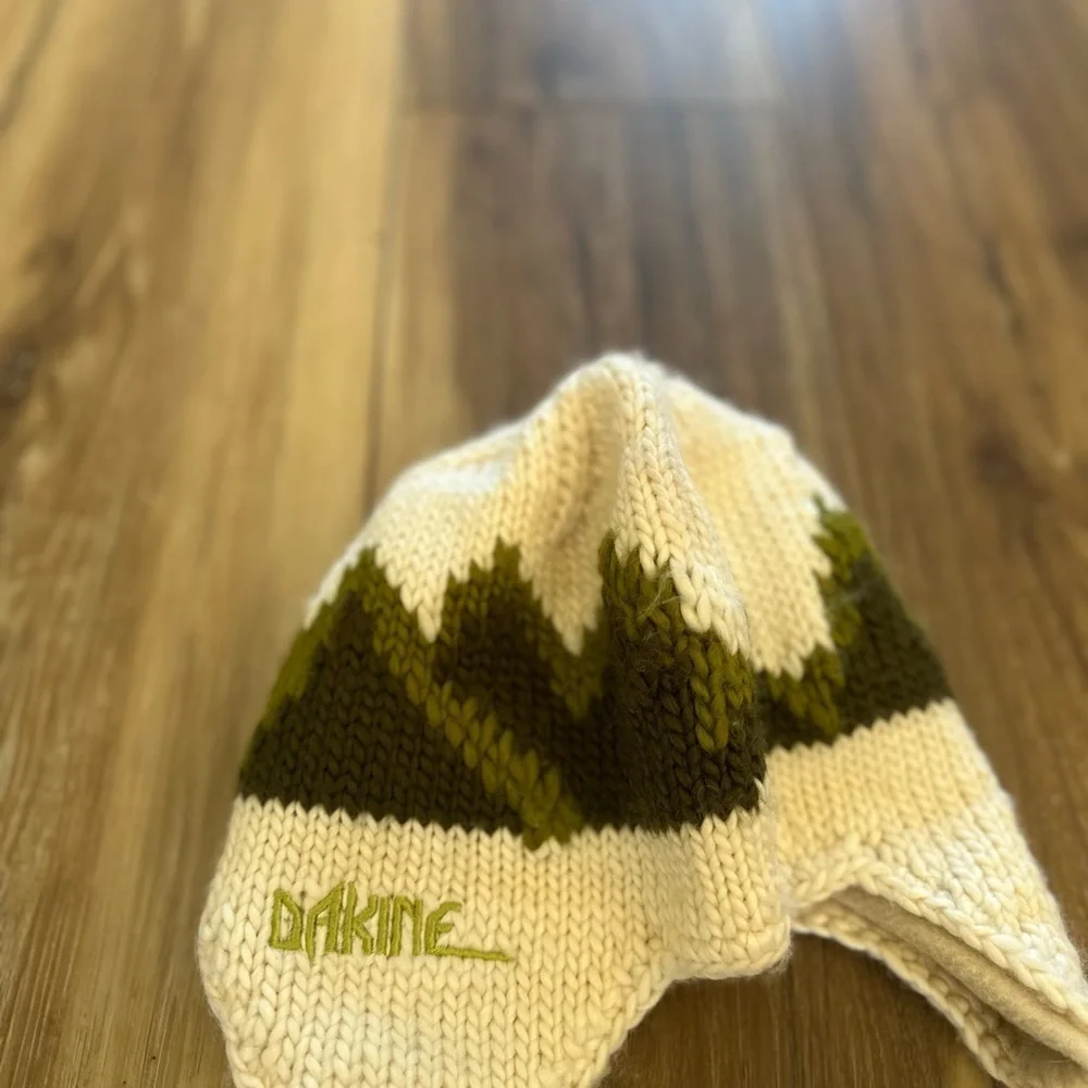 Dakine wool blend beanie